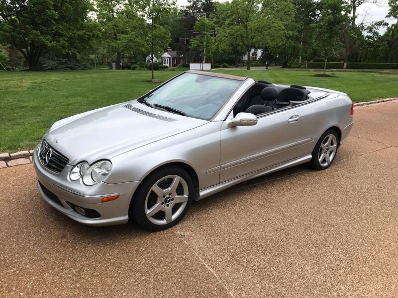 2005 Mercedes-Benz CLK for sale at Bogie's Motors in Saint Louis MO