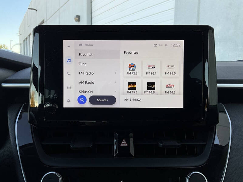 2025 Toyota Corolla Hybrid LE