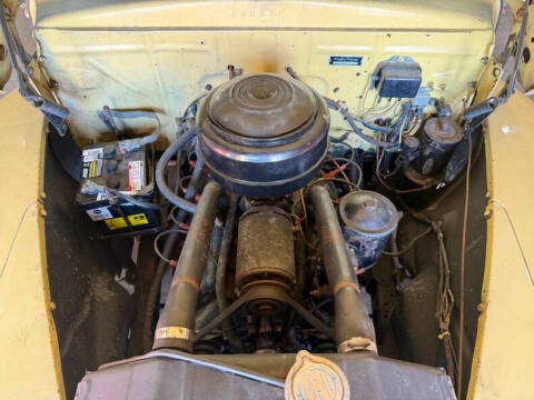 1948 Ford Super Deluxe