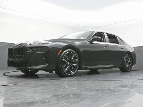 2023 BMW 7 Series 740i