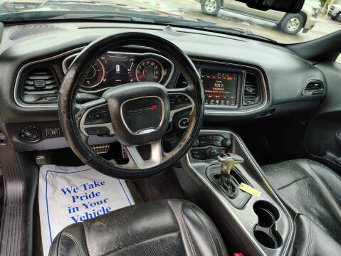 2015 Dodge Challenger SXT Plus