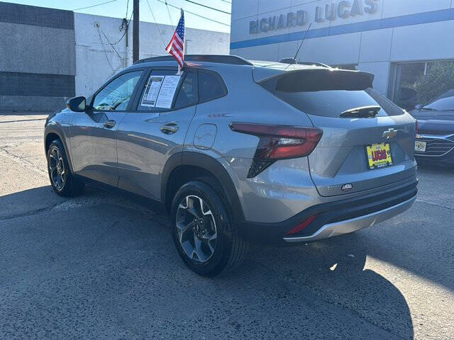 2024 Chevrolet Trax LT
