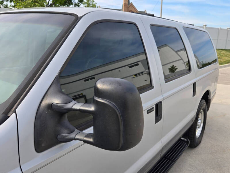 2003 Ford Excursion XLT