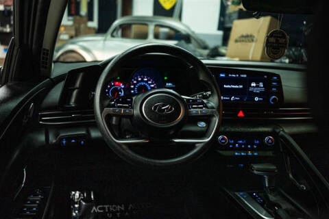 2023 Hyundai Elantra