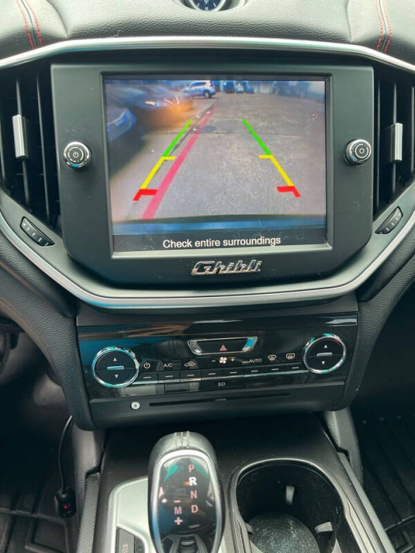 2016 Maserati Ghibli