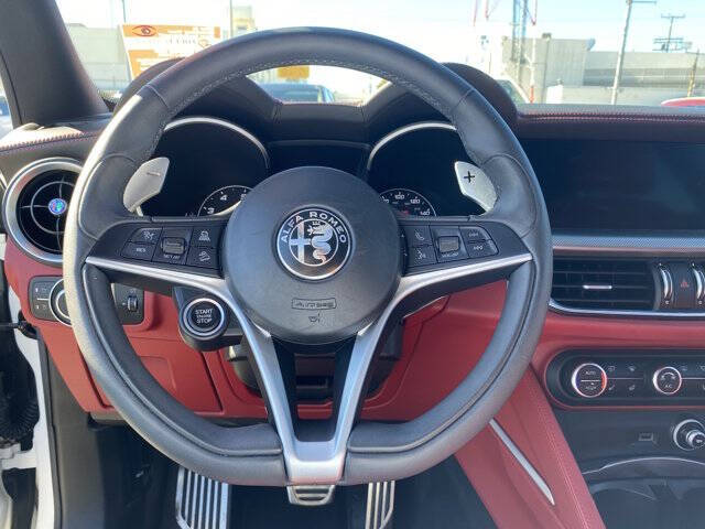2019 Alfa Romeo Stelvio Ti Sport
