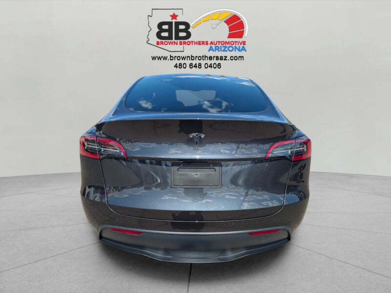 2025 Tesla Model Y Long Range
