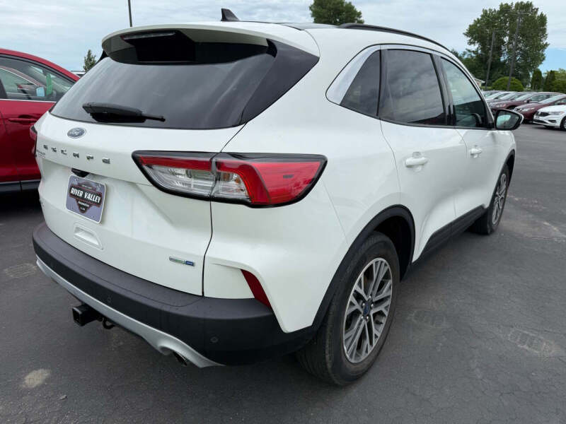 2020 Ford Escape SEL