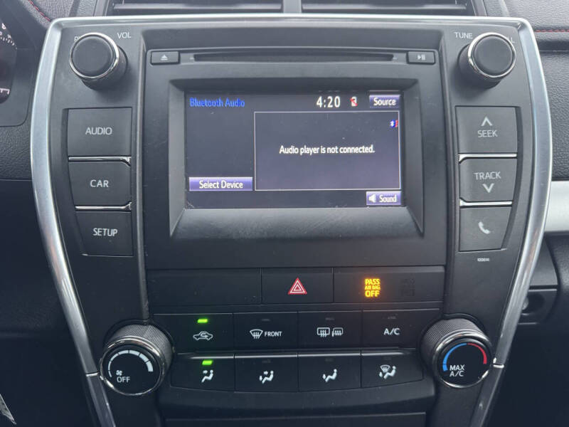 2016 Toyota Camry SE