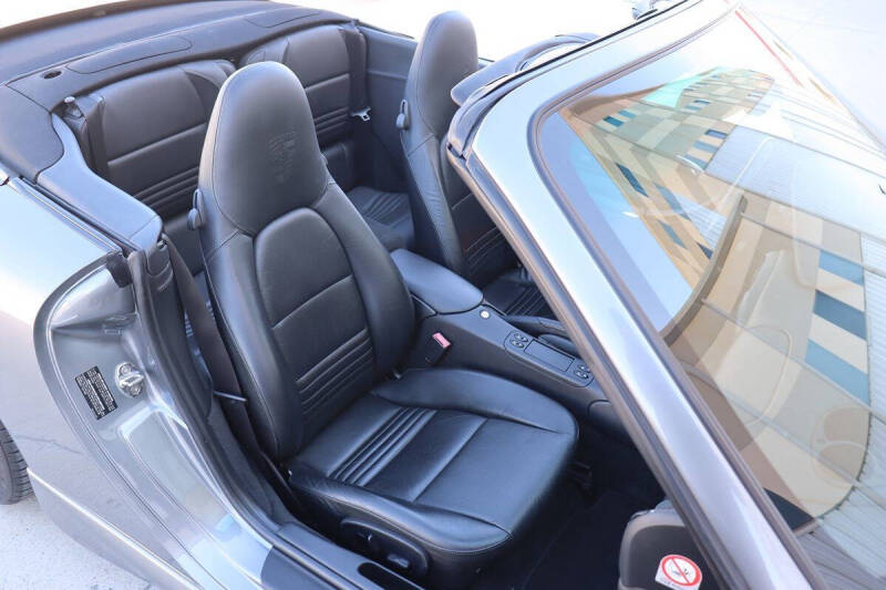 2002 Porsche 911