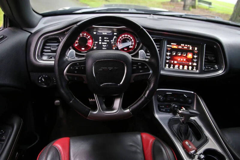 2016 Dodge Challenger SRT Hellcat