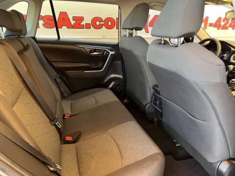 2020 Toyota RAV4 XLE