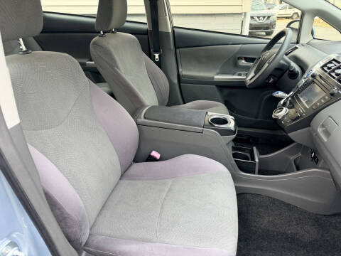 2012 Toyota Prius v Three