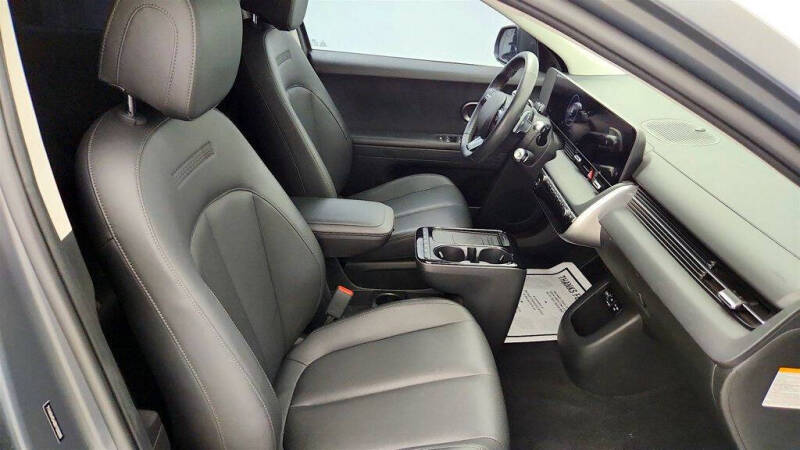 2025 Hyundai Ioniq 5 SEL