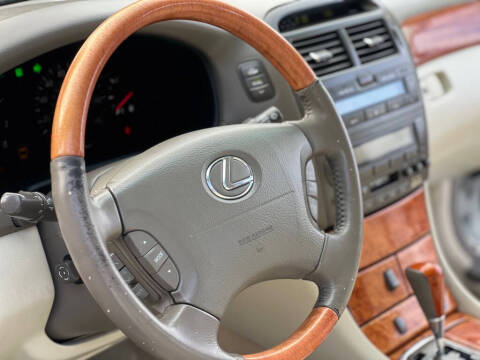 2002 Lexus LS 430