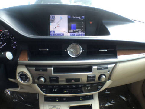 2013 Lexus ES 300h