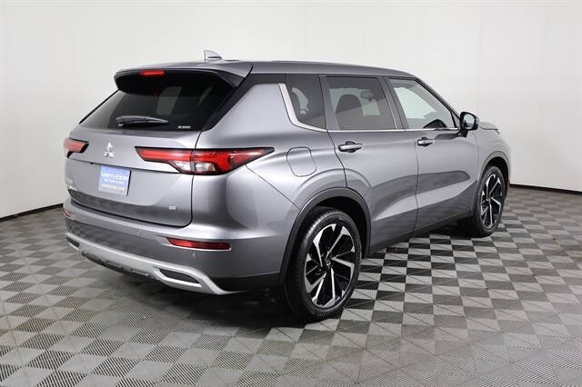 2022 Mitsubishi Outlander SE
