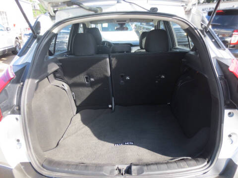 2020 Nissan Kicks S