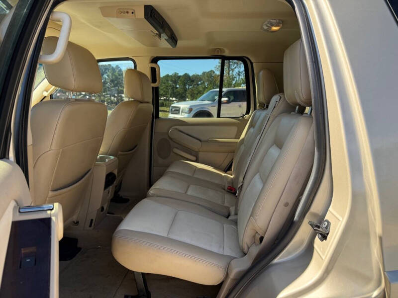 2006 Ford Explorer Limited