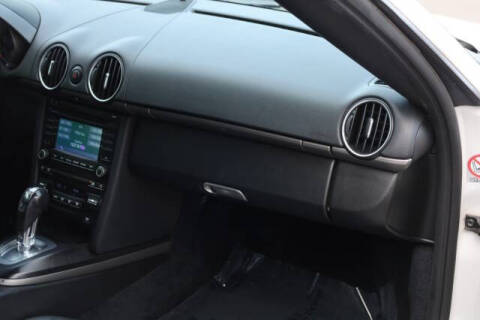 2011 Porsche Cayman