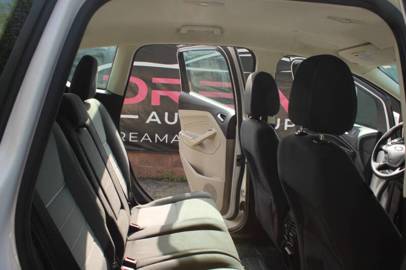 2014 Ford C-MAX Hybrid SE
