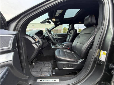 2018 Ford Explorer Sport