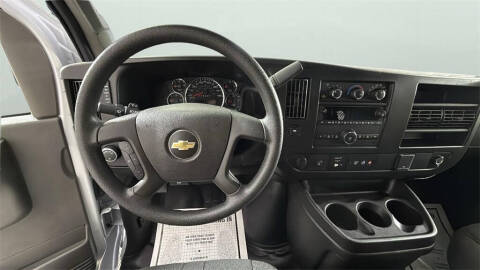 2024 Chevrolet Express 2500