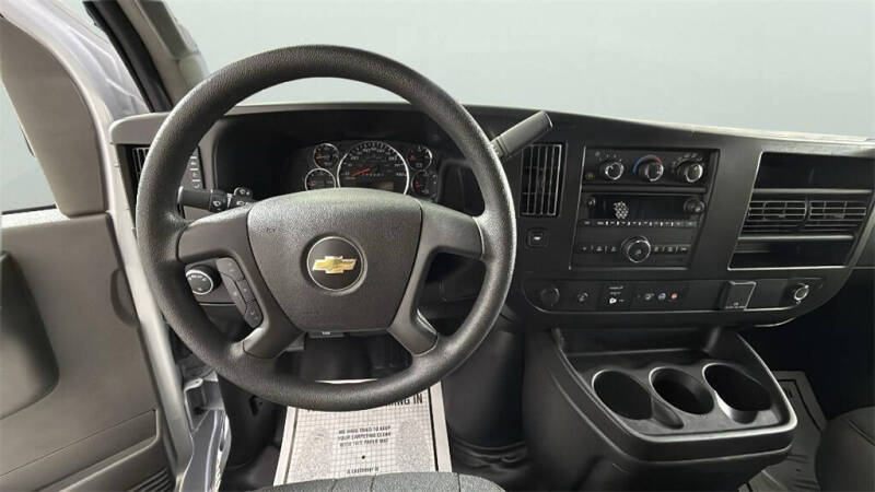2024 Chevrolet Express 2500