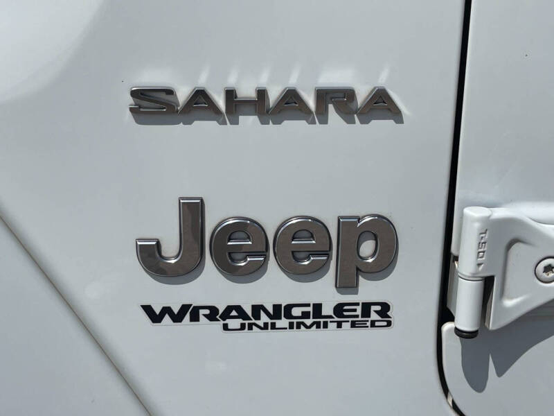 2019 Jeep Wrangler Unlimited Sahara Altitude