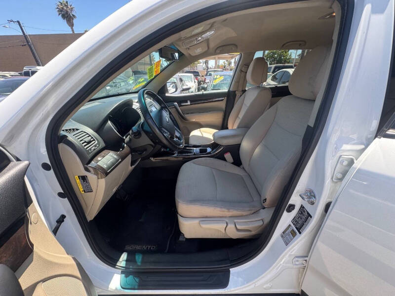 2014 Kia Sorento LX