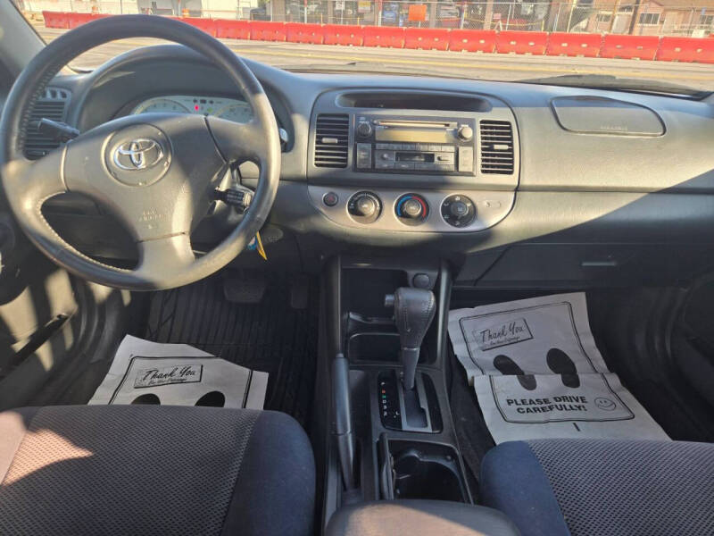 2003 Toyota Camry SE V6