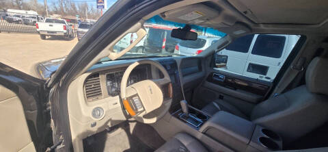 2011 Lincoln Navigator L