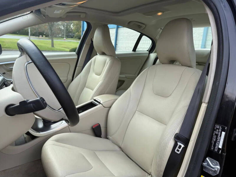 2016 Volvo S60 T5 Premier