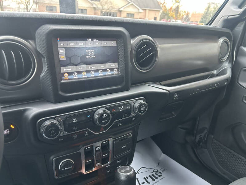 2023 Jeep Wrangler Willys