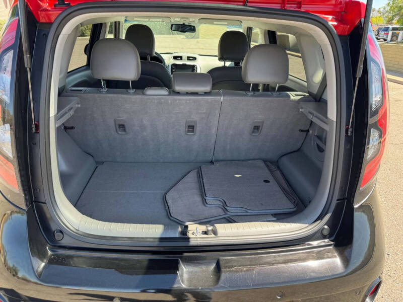 2015 Kia Soul EV +