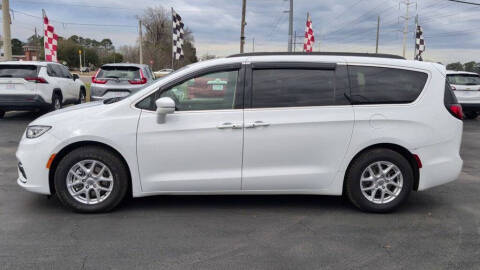 2022 Chrysler Pacifica Touring L