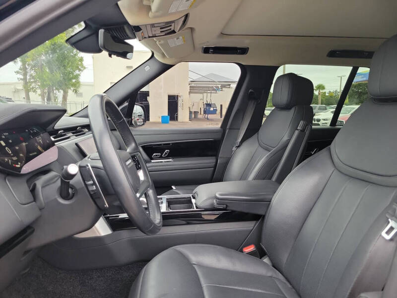 2023 Land Rover Range Rover P400 SE