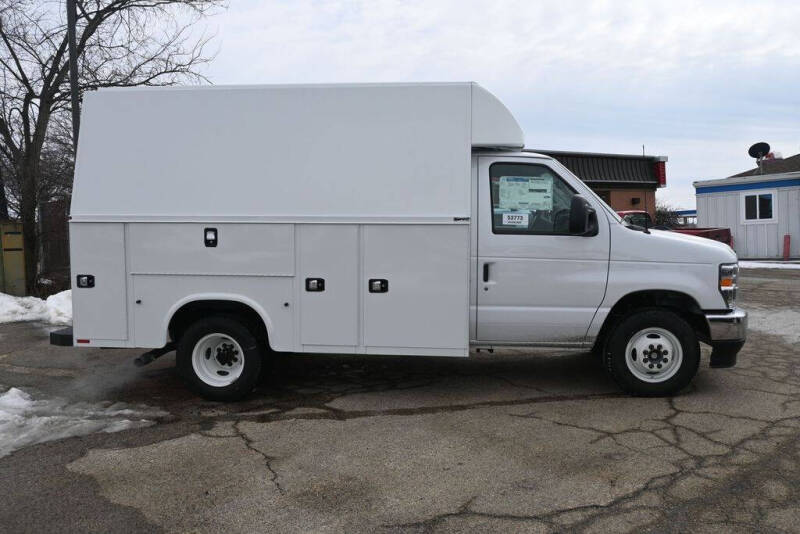 2025 Ford E-Series