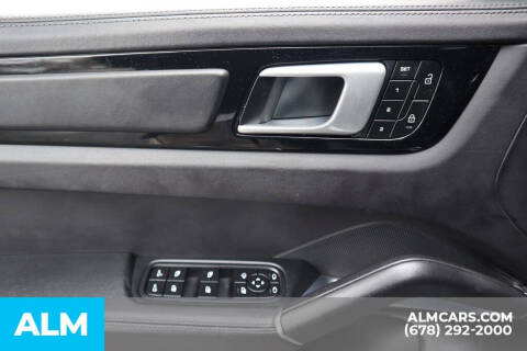 2022 Porsche Cayenne Turbo GT