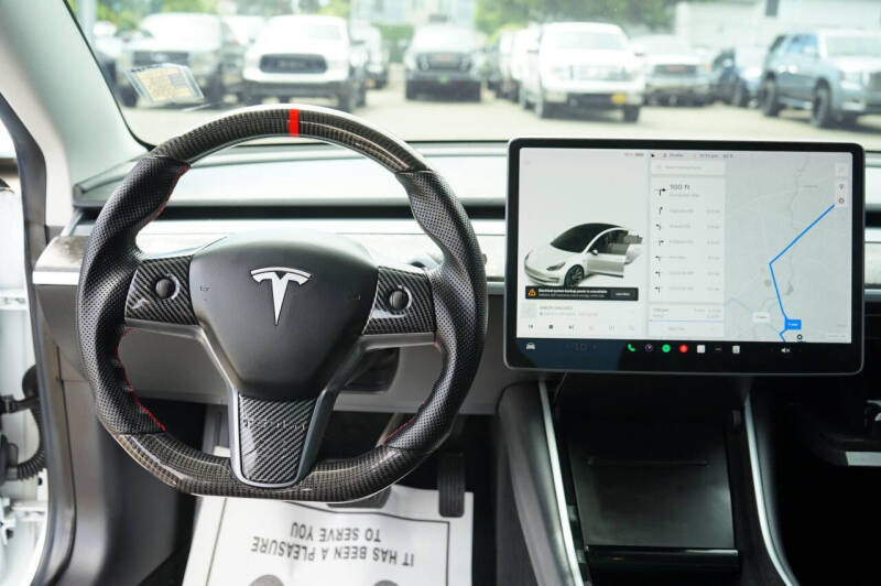 2019 Tesla Model 3 Long Range