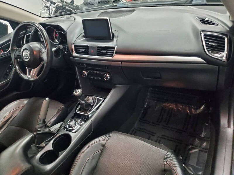 2015 Mazda MAZDA3 s Grand Touring