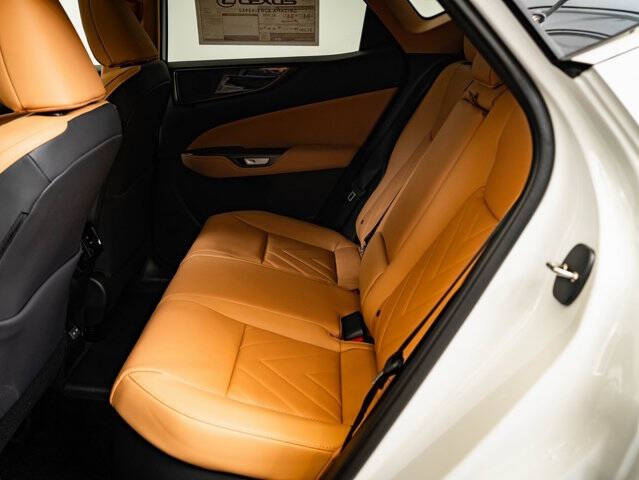 2026 Lexus NX 450h+ Luxury