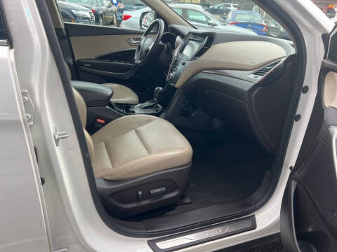 2017 Hyundai Santa Fe