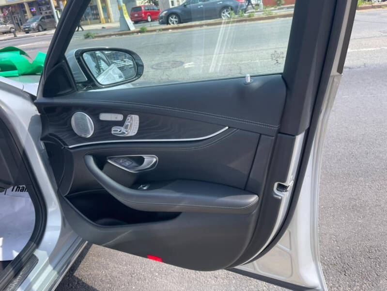 2017 Mercedes-Benz E-Class E 300 4MATIC