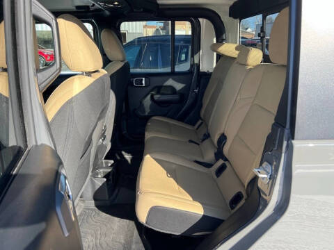 2021 Jeep Gladiator Sport