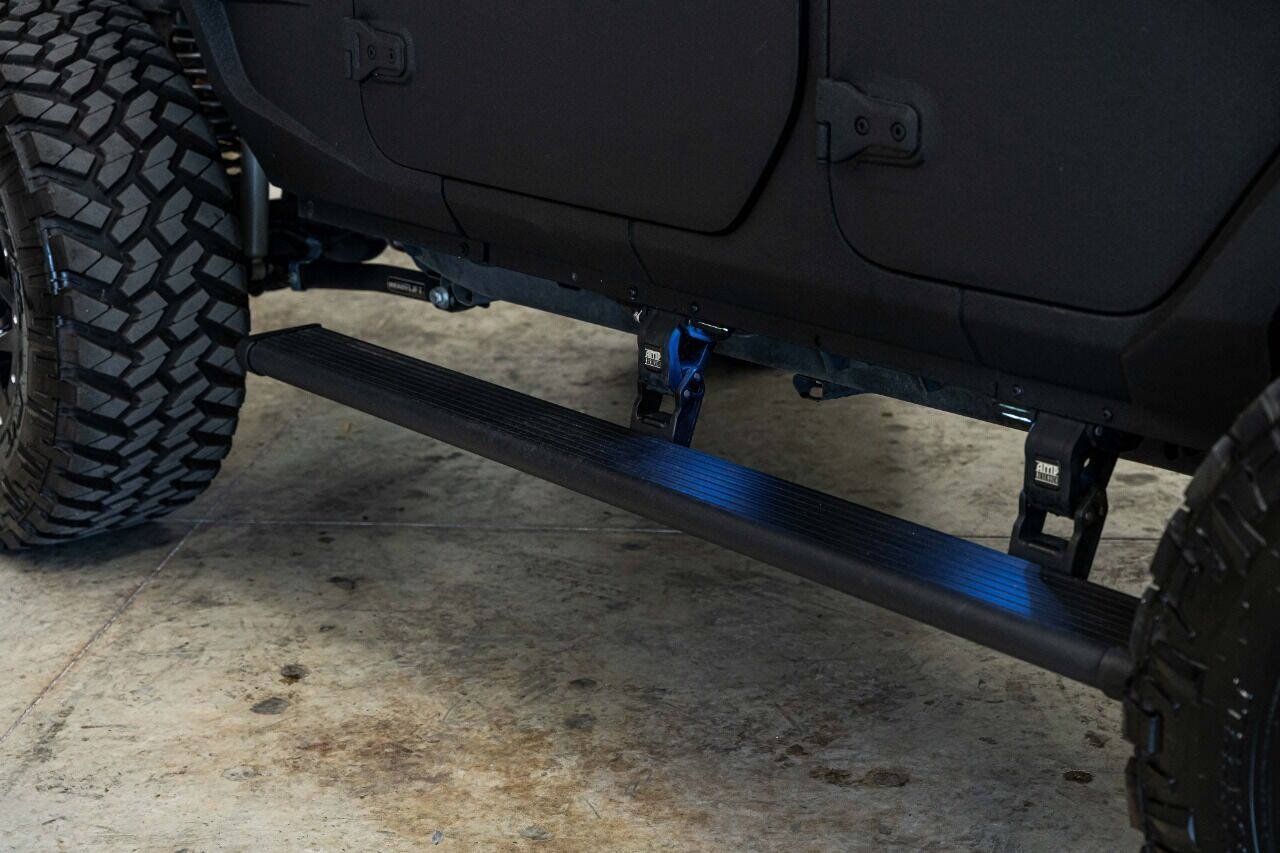 2019 JEEP Wrangler SUV / Crossover - $54,999