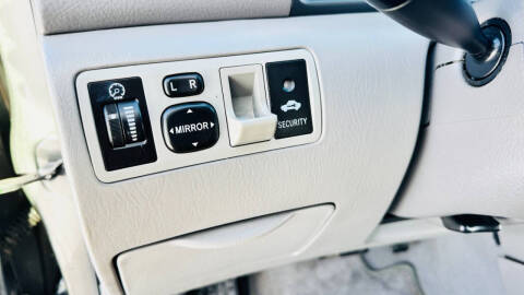 2007 Toyota Corolla LE