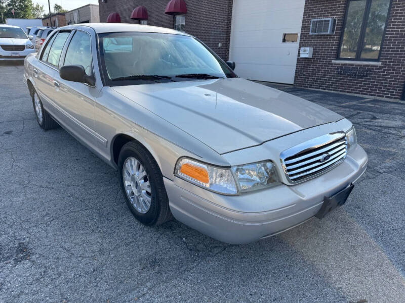 2007 Ford Crown Victoria LX photo 3