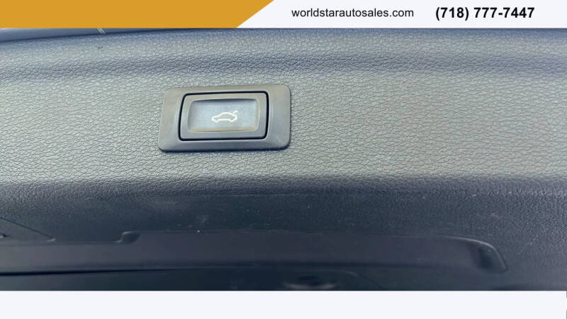 2022 Audi Q3 quattro Premium Plus 40 TFSI