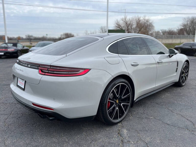 2018 Porsche Panamera Turbo